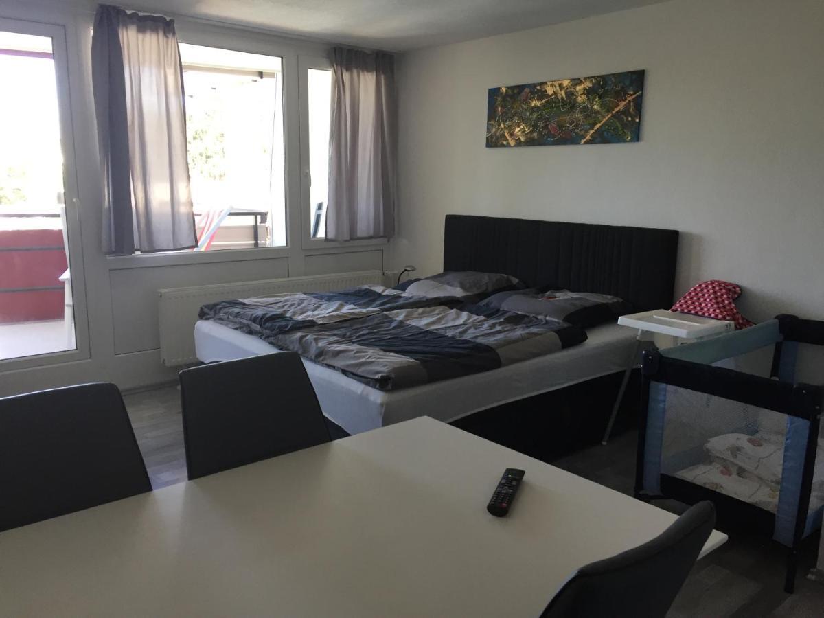 Reinhold Apartment